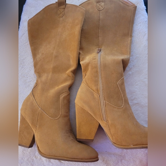 🤠 Cowgirl Boots - Picture 7 of 13